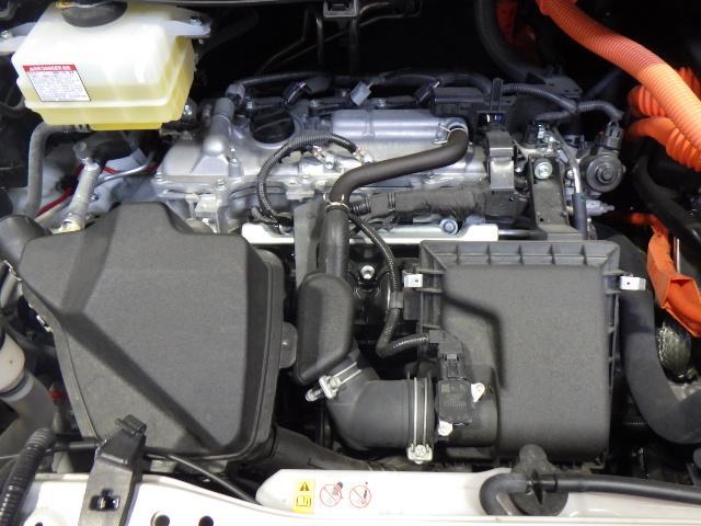トヨタ ZWR80G ZWR80 エスクァイア エンジンオイル交換 オイル交換 ハイブリッド 香川県観音寺市 80エスクァイア