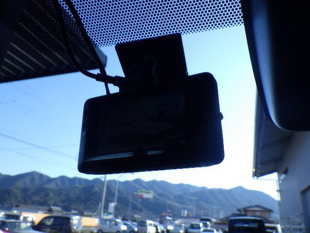 トヨタ ZVG11 カローラクロス 持ち込み ドライブレコーダー取り付け 香川県 観音寺市 サムライモータース ドラレコ取り付け カローラクロスハイブリッド コムテック ZDR-035 前後カメラドラレコ
