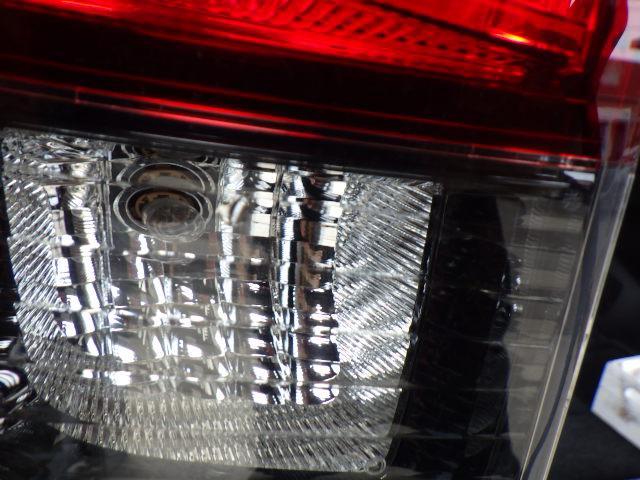 トヨタ ZRR80W ノア 持ち込み LEDバックランプ球交換 LEDハイビーム球交換 LEDフォグランプ球交換 香川県 観音寺市 作業 サムライモータース 80ノア ヴォクシー 80ヴォクシー
