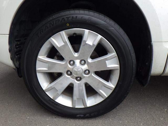 デリカd5 純正タイヤとホイール とらえ 225/55R18 デリカd5 純正タイヤとホイール とらえ 225/55R18