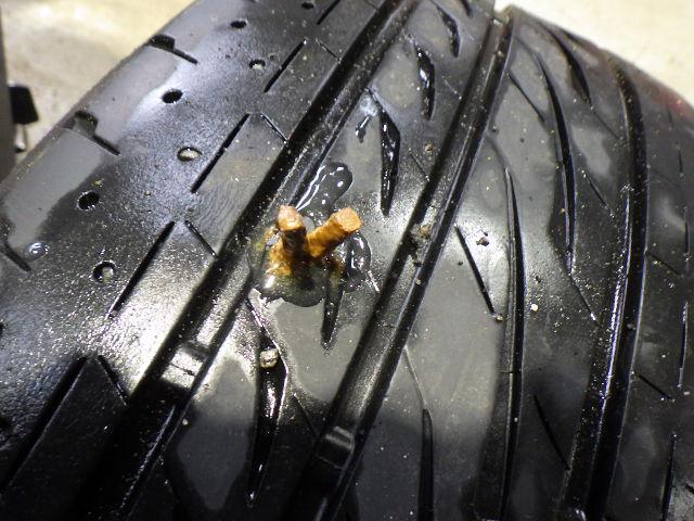 トヨタ ZYX10 C-HR パンク修理 香川県 観音寺市 サムライモータース 作業 CHR CH-R