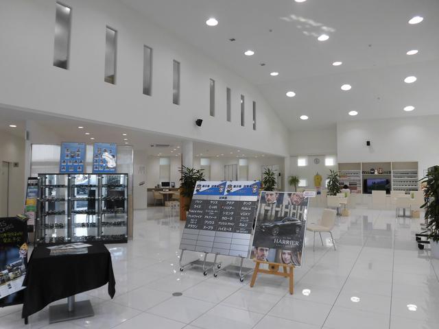 ネッツトヨタ徳島(株) U-Car Shop 藍住店(2枚目)