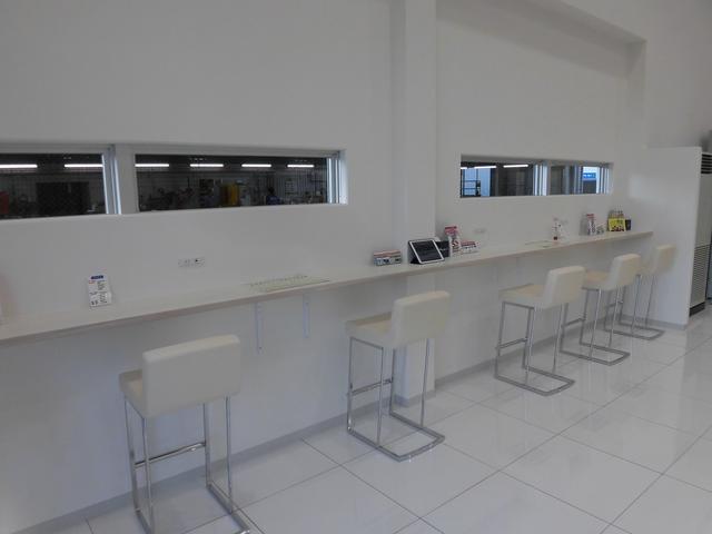 ネッツトヨタ徳島(株) U-Car Shop 藍住店(3枚目)