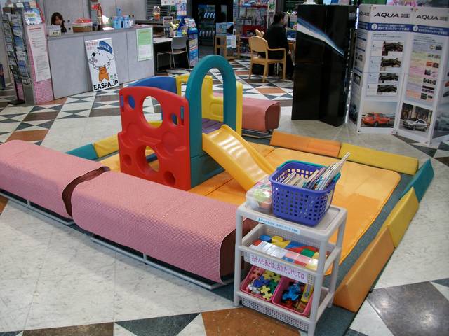 トヨタカローラ愛媛(株) 三島・川之江店(2枚目)