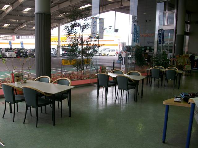 トヨタカローラ愛媛(株) 西条店(2枚目)