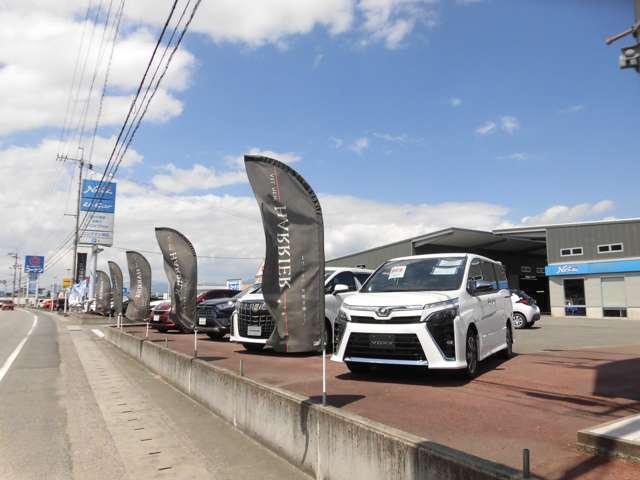 ネッツトヨタ徳島（株）　Ｕ－Ｃａｒ　Ｓｈｏｐ　吉野川店(1枚目)