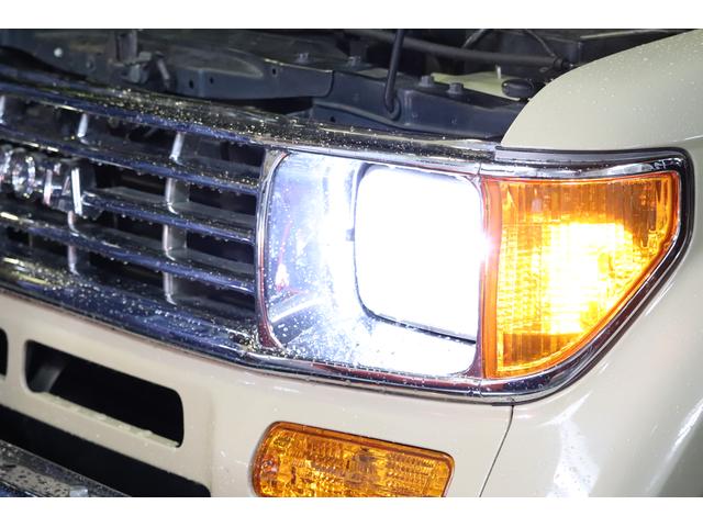 トヨタ　ランクル　プラド　ヘッドライト　LEDバルブ　車検対応　光軸調整　【徳島県　徳島市で車検・整備・修理・鈑金・塗装ならベースラインにお任せ下さい】