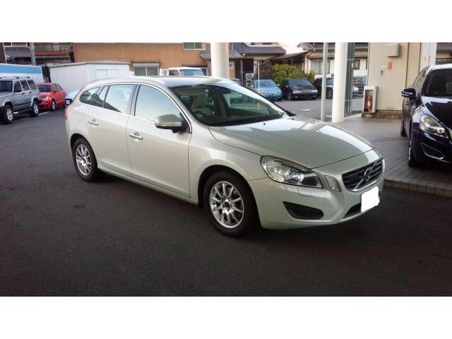 ボルボV６０T４　スタッドレスタイヤ交換