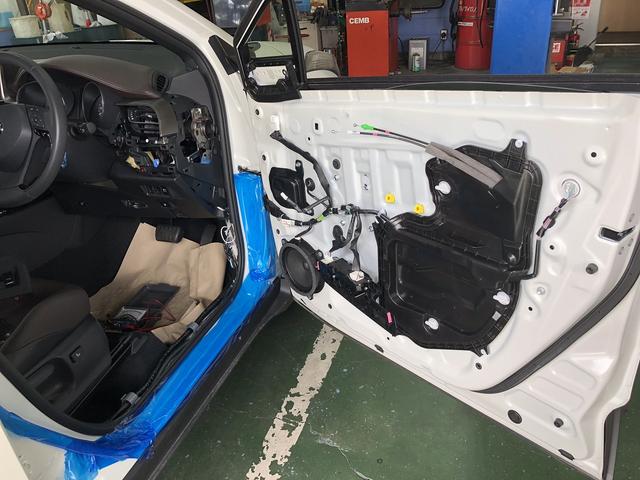 トヨタ　C-HR　シーケンシャルLEDウインカー　LEDリフレクター　取付致しました！