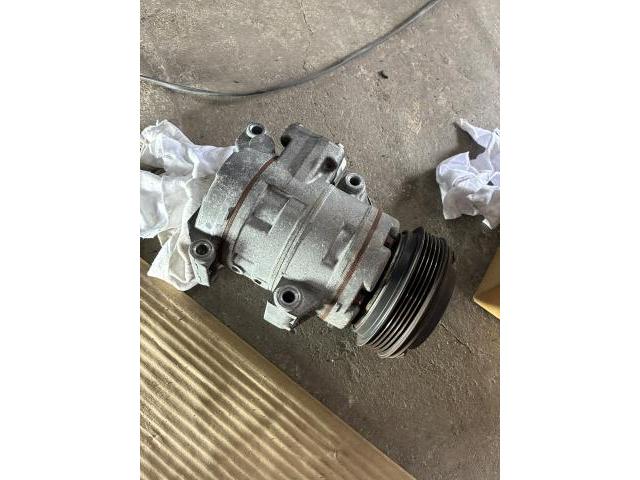 マツダ　ビアンテ　エアコン