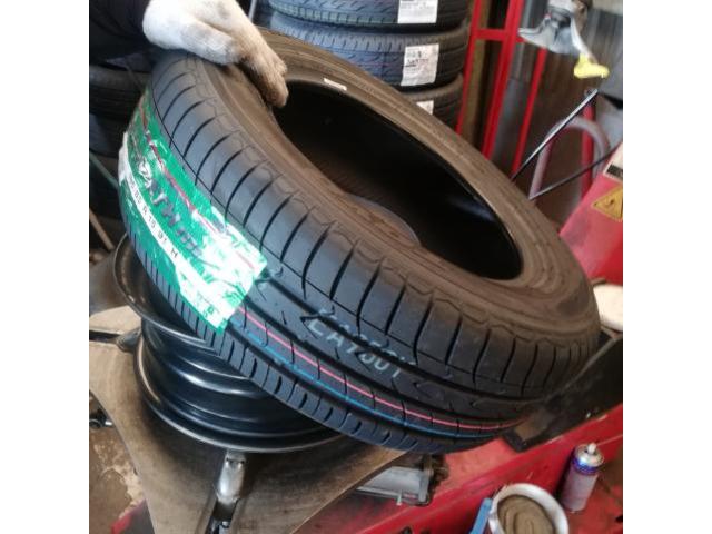 トヨタ　カローラフィールダー　NZE141　タイヤ　トーヨー　トランパス　195/65R15　４本　交換　愛媛　松山　松末　桑原　畑寺　束本　東野　樽味　福音寺　久米