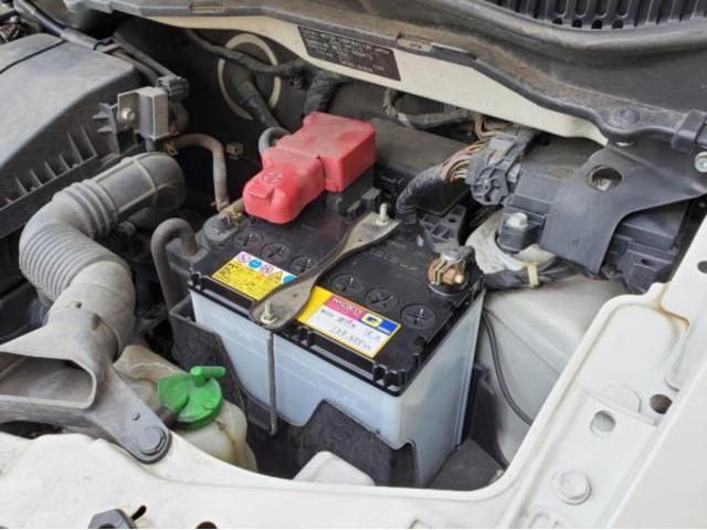 スズキ ワゴンr Mh21s オイル交換 バッテリー交換 香川県 高松市でお車のデントリペア ウインドリペア 凹み修理 パーツ取付の事なら なかむらモータース へお任せください グーネットピット