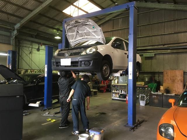自社の認証工場も完備しております。車検・整備・メンテナンスなどお任せ下さい！！