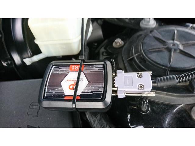 w212e350ディーゼルターボに スーパーチップ取り付け コモンレールの圧力センサーにつけるだけなんですが費用対効果抜群ですね