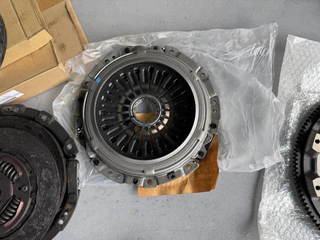 スバル　ＷＲＸ ＳＴＩ　特別仕様車Ｓ２０８クラッチ載せ替え作業　＃ＷＲＸ ＳＴＩエンジンオイル交換作業　＃WRX STI S208　バッテリー交換作業　香川県　＃WRX STI＃VABクラッチ交換作業＃香川オート