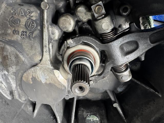 三菱　GSRランサーエボリューション９MR　クラッチディスク・クラッチカバー交換作業　＃香川県　自動車修理工場　GSRランサー９MR　クラッチ交換作業　＃善通寺　ランサー車検整備CT9A