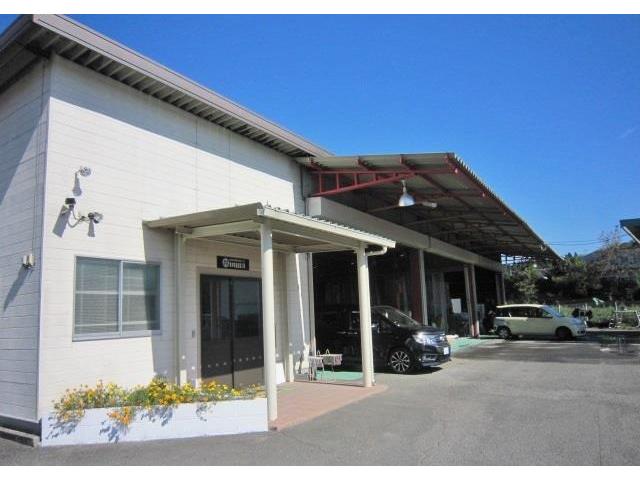 岩本鈑金塗装(有)