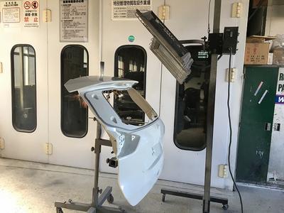 塗装ブース完備