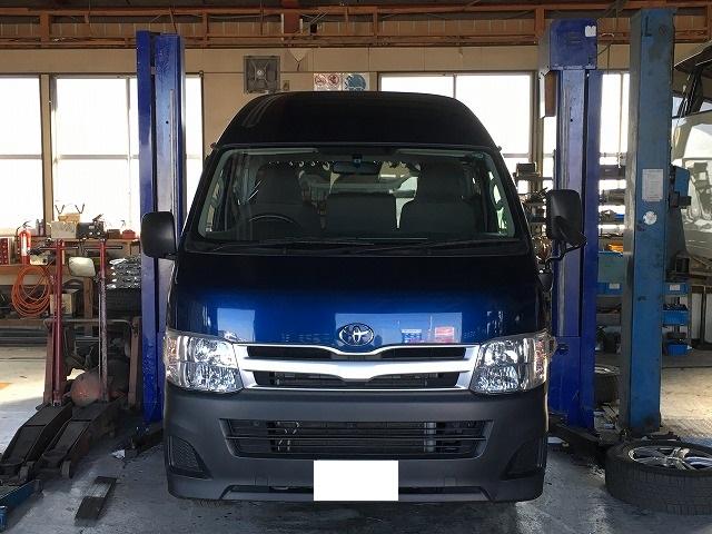 ガソリン車はもちろん、ディーゼル車も得意な当社。ディーゼル車のオイル交換もお任せ下さい。