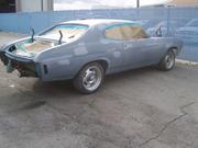 リフトが３台あり、様々な設備が整っております。