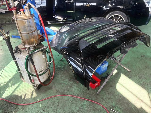 点検や車検、タイヤ交換なども承ります。