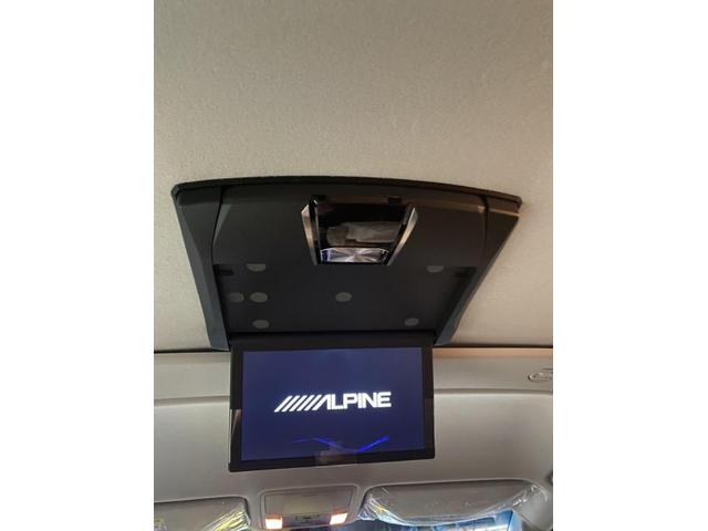 三菱　デリカＤ：５　天吊り作業