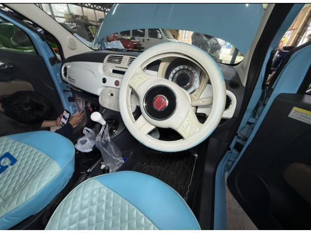 フィアット　５００　
エバポレーター交換