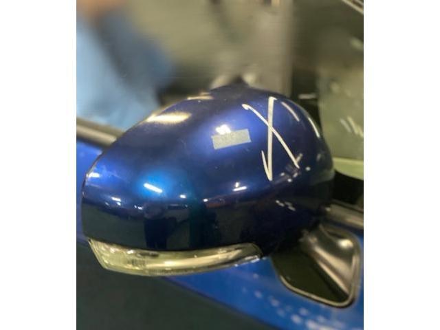 トヨタ　プリウス
サイドミラーカバー交換
サイドミラーターンレンズ交換