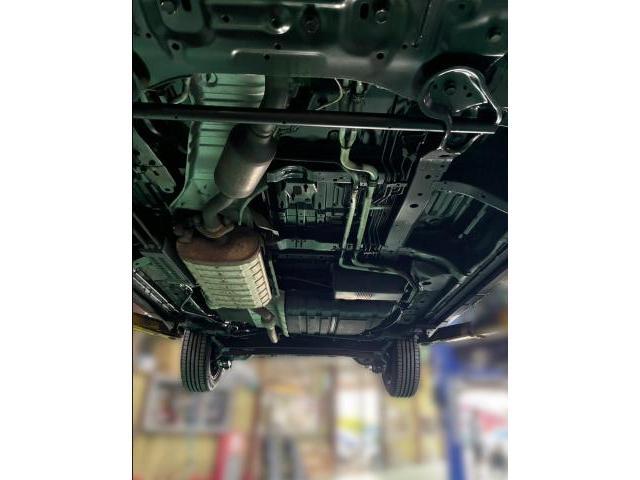 日産　セレナ　エアコンエバポレーター交換