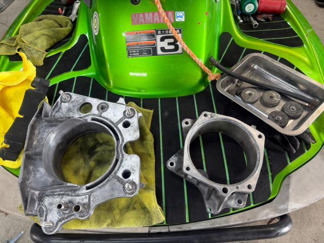 ヤマハFXクルーザーSHO 08
インペラハウジング部のシール交換
水漏れ修理