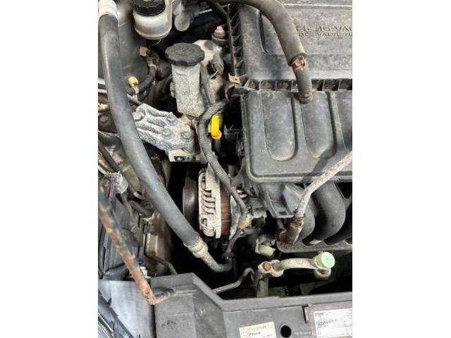 マツダ　デミオ　オルタネーター交換