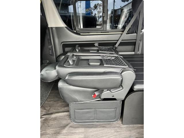 リクライニング加工！　トヨタ　ハイエースワゴン　ハイエースバン　カスタム　 フレックスハイエースベース大阪 堺市 美原区 大阪市 松原市 和泉市 東大阪