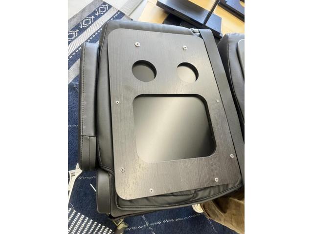 ハイエースワゴンの座席がテーブルに！？　トヨタ　ハイエースバン　ハイエースワゴン　フレックスハイエースベース大阪 堺市 美原区 大阪市 松原市 和泉市 東大阪