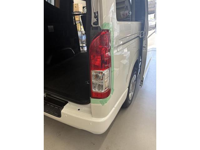 ULTIMATE LED テールランプ トヨタ ハイエースバン ハイエース