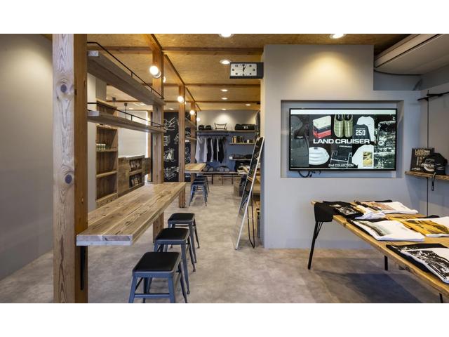 埼玉トヨペット（株） ＡＵＴＯ ＤＯＯＲＳ ＲＶ ＫＵＭＡＧＡＹＡ サービス紹介の2つ目