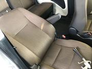 当店では磨き作業ももちろんですが、車内クリーニングも対応しております。