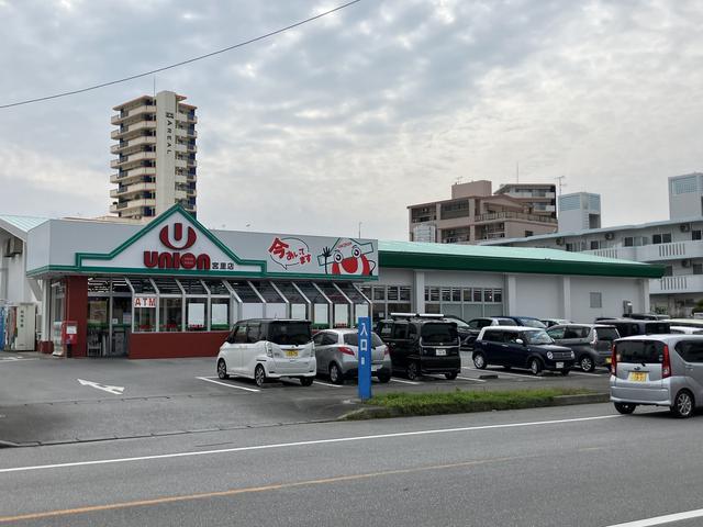 写真：沖縄 沖縄市ｃａｒ　ｃａｒｅ　＆　ーアンドー　店舗詳細