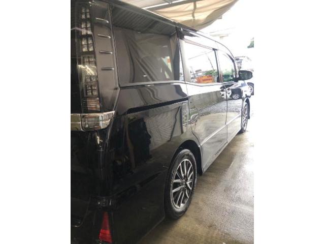 トヨタ　ヴォクシー　クリーニング・清掃 展示前仕上げ　中古車商品化　車の磨き　沖縄県　沖縄市　うるま市　北中城村　北谷町