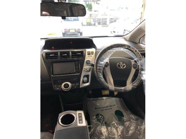 トヨタ　プリウスα　クリーニング・清掃 中古車商品化　車の磨き　車内クリーニング　沖縄県　沖縄市　うるま市　北中城村　北谷町