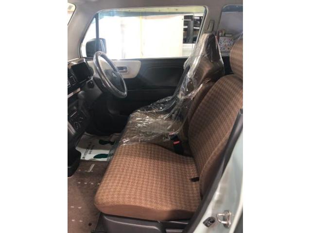 日産　モコ　クリーニング・清掃　中古車商品化　車の磨き　車内クリーニング　沖縄県　沖縄市　うるま市　北中城村　北谷町