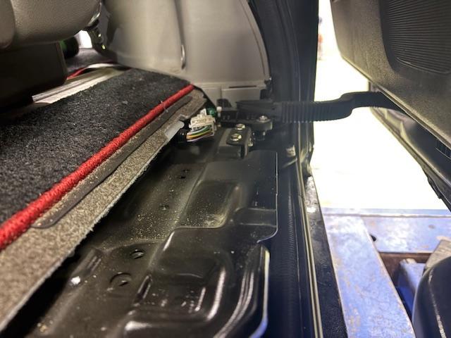 ステップワゴン　助手席側スライドドア開かない