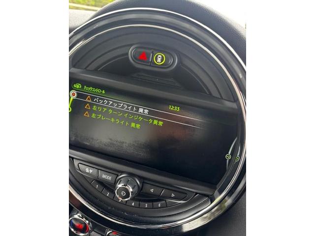 ＢＭＷ　MINI F56 テールランプユニット交換