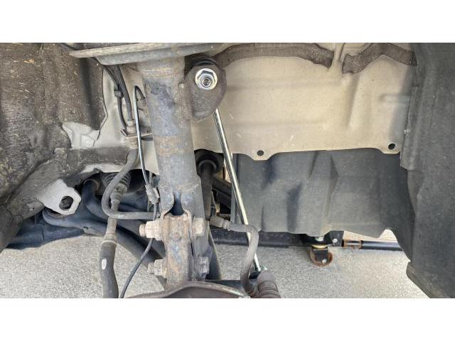 トヨタ アクア 部品交換 NHP10 スタビリンク ドアミラーウインカー エンジンオイル タイヤ