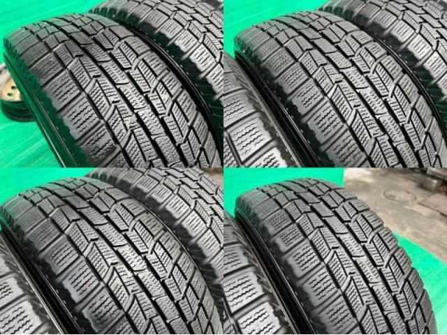 トヨタ エスクァイア 純正入庫です。エスクァイア、ノア トヨタ エスクァイア 純正入庫です。エスクァイア、ノア