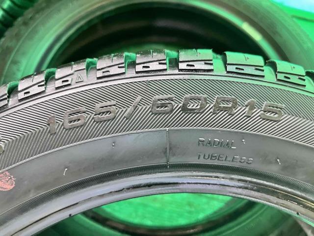 ハスラー用サイズの中古オールシーズンタイヤ入庫しました！
グッドイヤーベクター４シーズンズ　165/60R15　4本