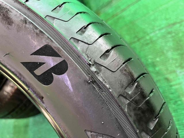 溝たっぷりの中古ブリヂストンレグノ入庫しました 溝たっぷりの中古ブリヂストンレグノ入庫しました