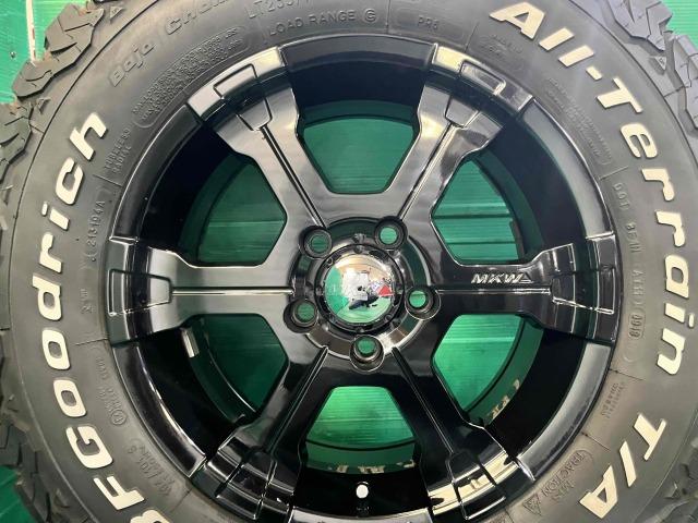 デリカD:5、RAV4、エクストレイルなどに装着できる16インチ デリカD:5、RAV4、エクストレイルなどに装着できる16インチ