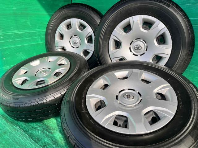 ハイエースバン パーツ情報 バン用LTタイヤ付きハイエース ハイエースバン パーツ情報 バン用LTタイヤ付きハイエース
