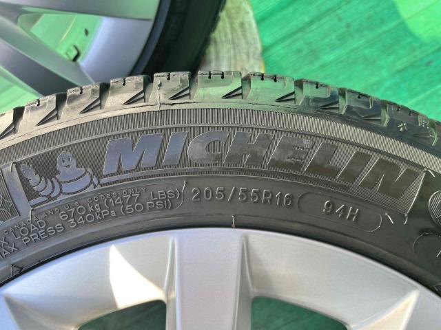 Bクラス パーツ情報 メルセデスベンツBクラス純正16インチ Bクラス パーツ情報 メルセデスベンツBクラス純正16インチ