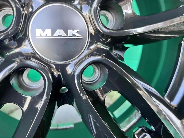 MINI MINI パーツ情報
ミニクラブマン、BMW1シリーズなどに装着できる16インチスタッドレスセット入庫です!
MAKオクスフォード 16インチ ピレリスタッドレス付!